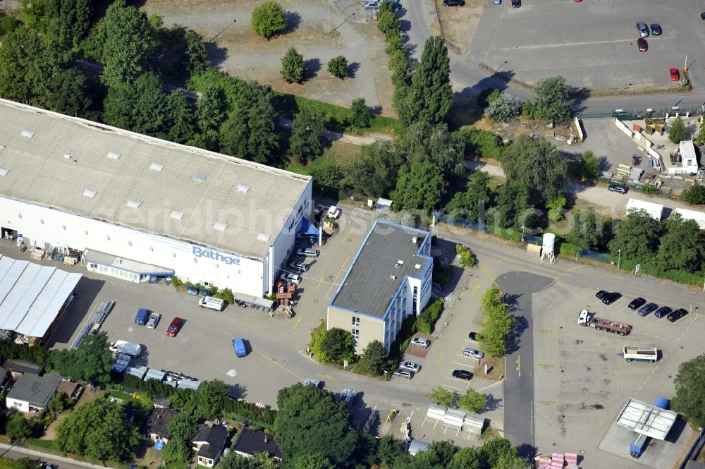 Berlin from above - Building and production halls on the premises of Baethge Baustoffe GmbH & Co. KG Am Juliusturm in the district Spandau in Berlin, Germany