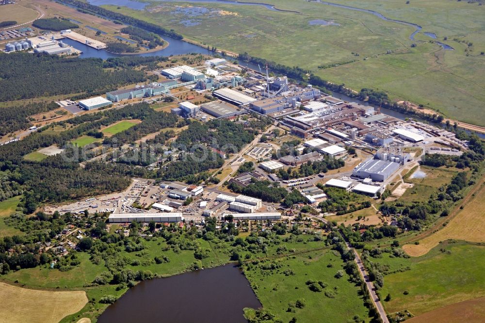 Aerial image Schwedt/Oder - Building and production halls on the premises of BTS Brandenburger Tapeten Schwedt GmbH on Kuhheide in Schwedt/Oder in the state Brandenburg