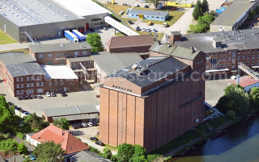 Aerial image Burg (bei Magdeburg) - Building and production halls on the premises of Burger Knaecke GmbH + Co. KG in Burg (bei Magdeburg) in the state Saxony-Anhalt