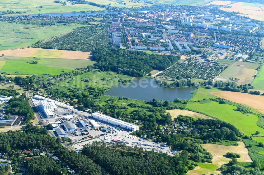 Aerial image Schwedt/Oder - Building and production halls on the premises of BUTTING Anlagenbau GmbH & Co. KG on Kuhheide in the district Vierraden in Schwedt/Oder in the state Brandenburg, Germany