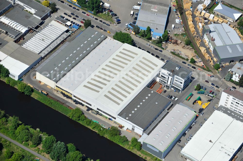 Berlin from above - Werksgelände der Carl Spaeter GmbH Stahlgroßhandel an der Nobelstraße 33 in Berlin. Work area Carl Später GmbH steel wholesale at the Nobelstraße in Berlin.