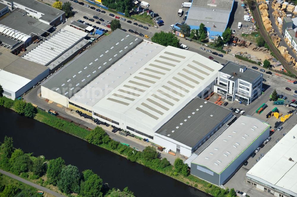 Aerial image Berlin - Werksgelände der Carl Spaeter GmbH Stahlgroßhandel an der Nobelstraße 33 in Berlin. Work area Carl Später GmbH steel wholesale at the Nobelstraße in Berlin.