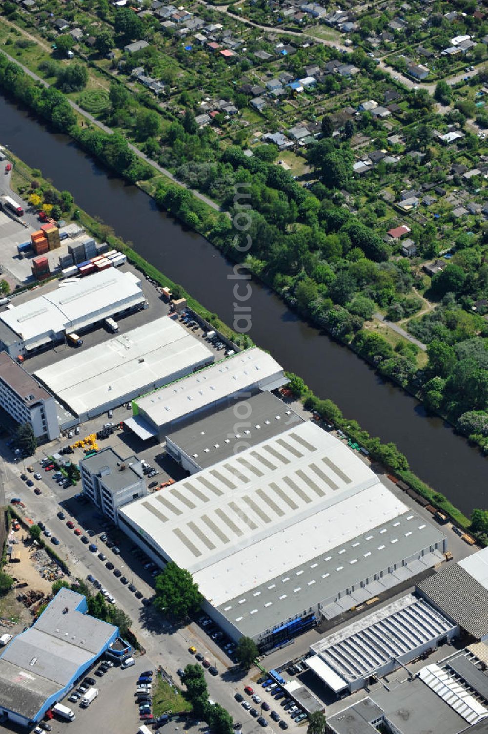 Aerial image Berlin - Werksgelände der Carl Spaeter GmbH Stahlgroßhandel an der Nobelstraße 33 in Berlin. Work area Carl Später GmbH steel wholesale at the Nobelstraße in Berlin.