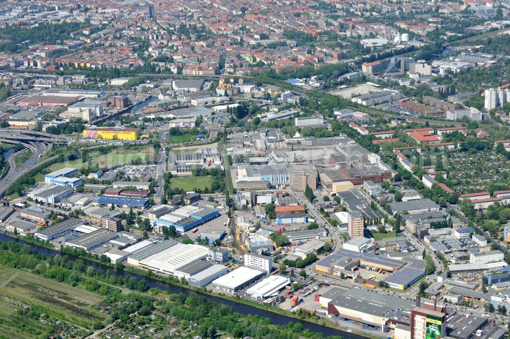 Berlin from above - Werksgelände der Carl Spaeter GmbH Stahlgroßhandel an der Nobelstraße 33 in Berlin. Work area Carl Später GmbH steel wholesale at the Nobelstraße in Berlin.