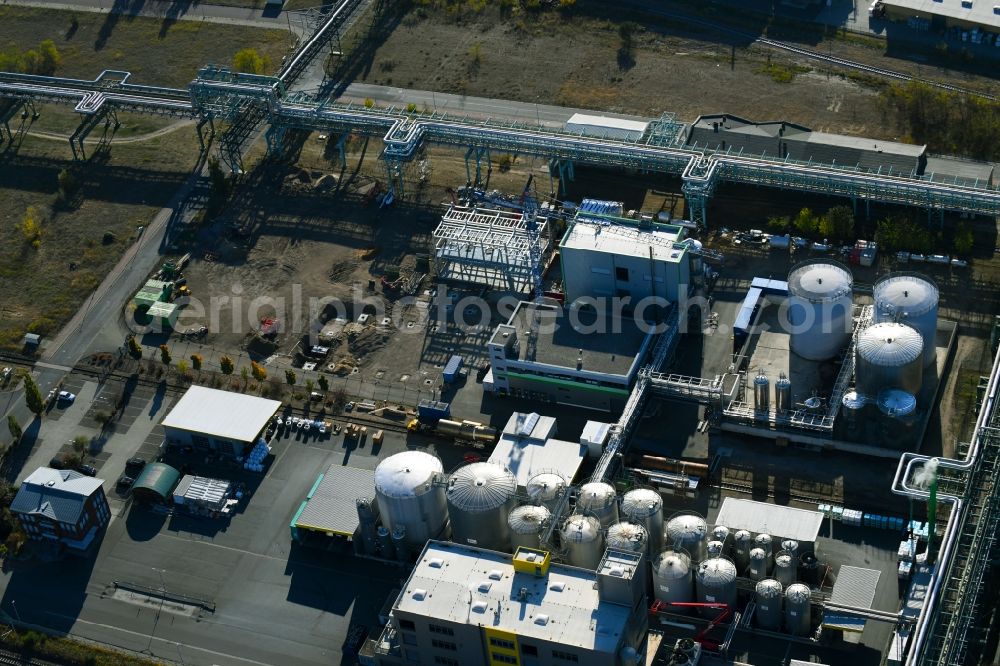 Bitterfeld-Wolfen from the bird's eye view: Building and production halls on the premises of the chemical manufacturers in the district Greppin in Bitterfeld-Wolfen in the state Saxony-Anhalt, Germany