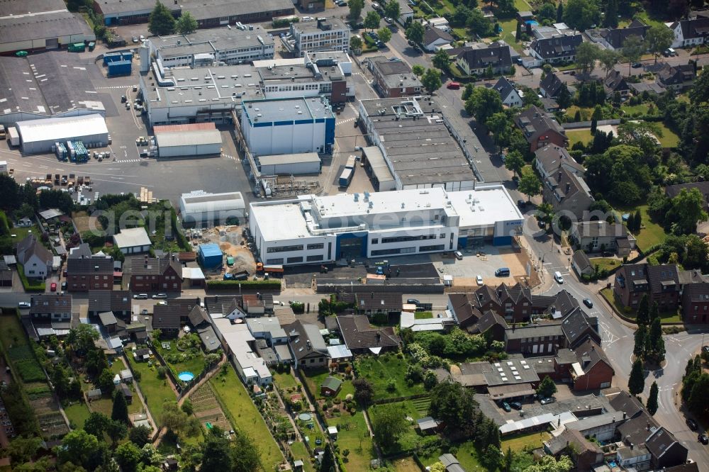 Grevenbroich from above - Building and production halls on the premises of the chemical manufacturers ACTEGA Rhenania on Rhenaniastrasse in the district Wevelinghoven in Grevenbroich in the state North Rhine-Westphalia, Germany