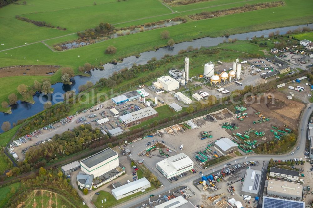 Hattingen from above - Building and production halls on the premises of the chemical manufacturers Air Products GmbH An of Kost in Hattingen in the state North Rhine-Westphalia, Germany