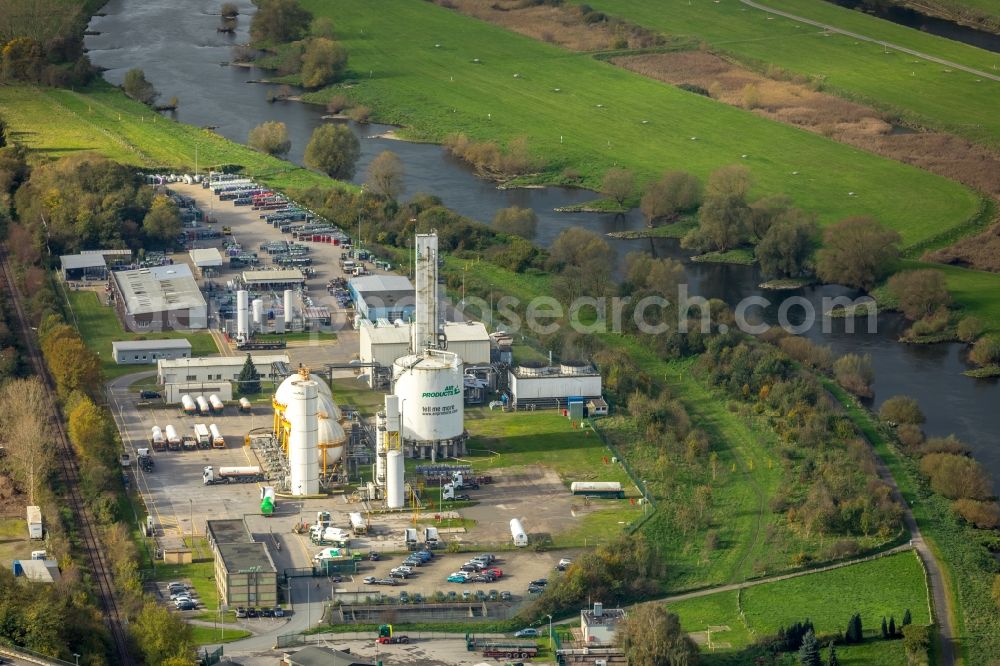 Hattingen from the bird's eye view: Building and production halls on the premises of the chemical manufacturers Air Products GmbH An of Kost in Hattingen in the state North Rhine-Westphalia, Germany