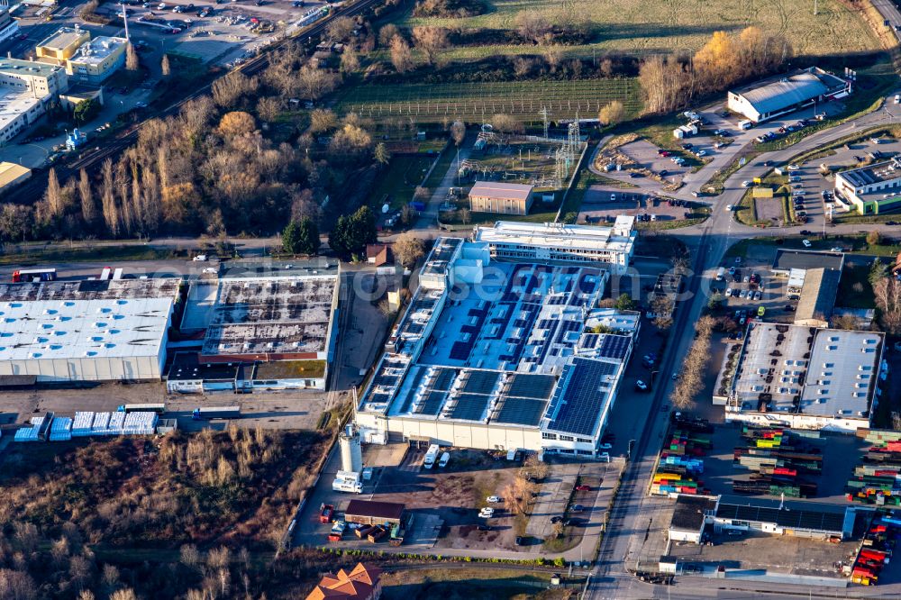 Edenkoben from above - Building and production halls on the premises of the chemical manufacturers of Biffar GmbH & Co. KG on street Venninger Strasse in Edenkoben in the state Rhineland-Palatinate, Germany