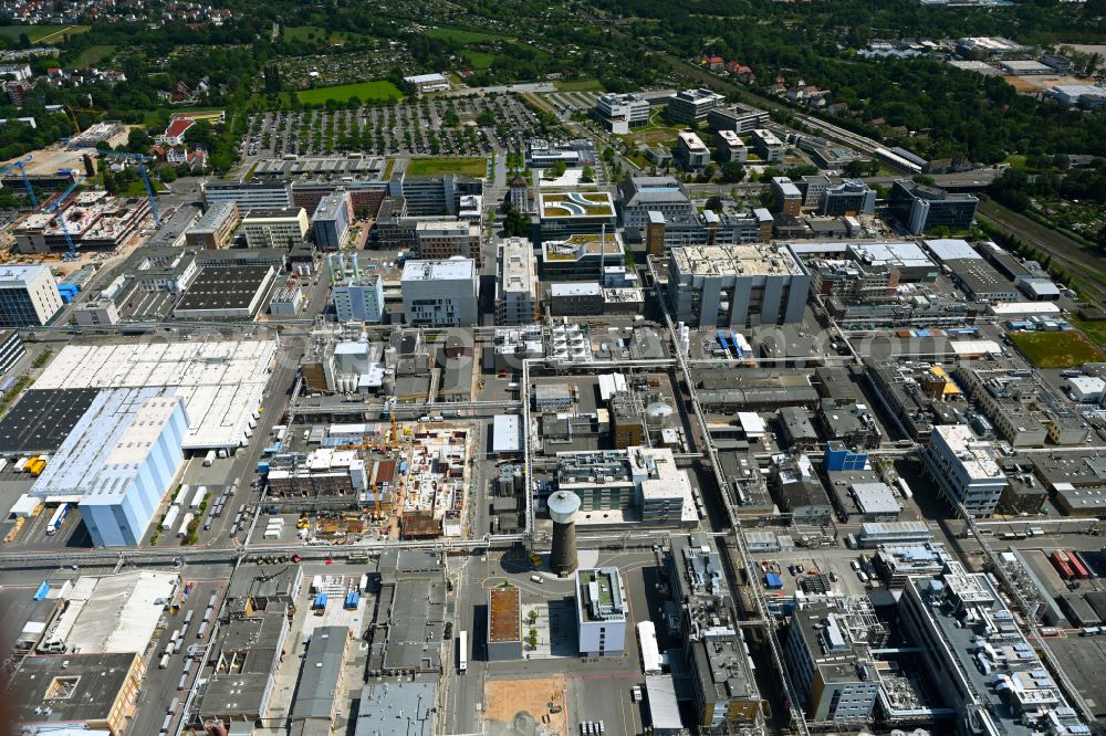 Aerial image Darmstadt - Building and production halls on the premises of the chemical manufacturers Merck KGaA in Darmstadt in the state Hesse, Germany