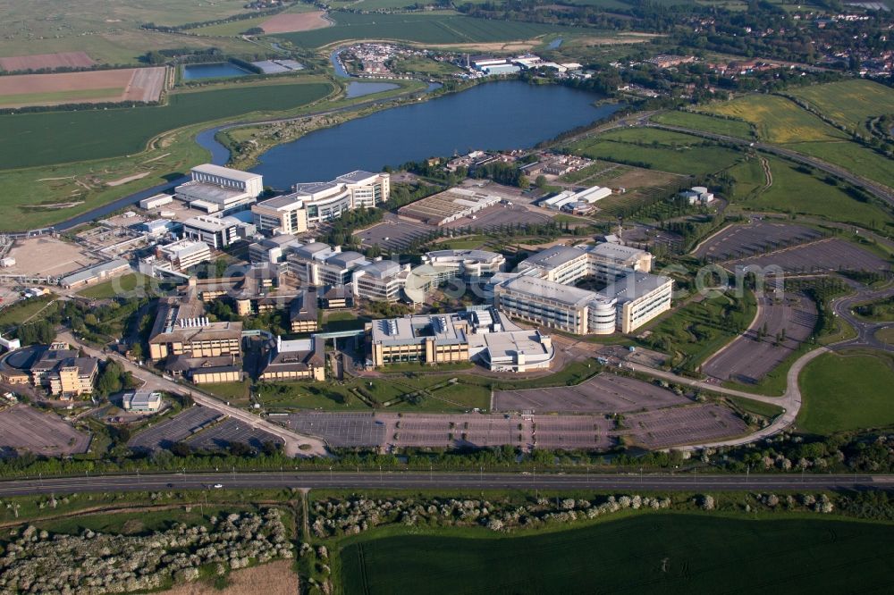 Sandwich from the bird's eye view: Building and production halls on the premises of the chemical manufacturers Pfizer Ltd and Discovery Park in Sandwich in England, United Kingdom