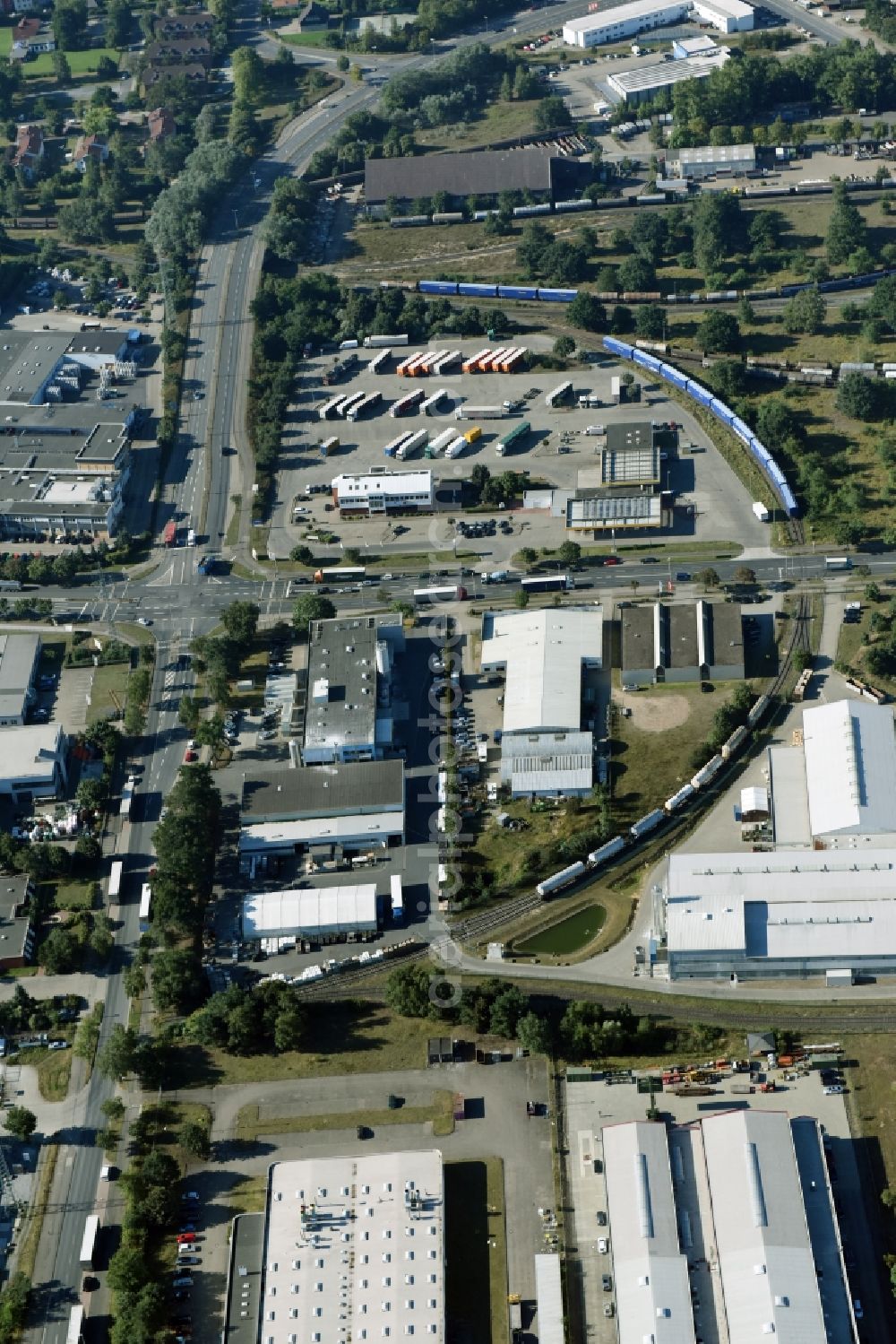 Braunschweig from the bird's eye view: Building and production halls on the premises of Condor Compounds GmbH on Hansestrasse in Braunschweig in the state Lower Saxony