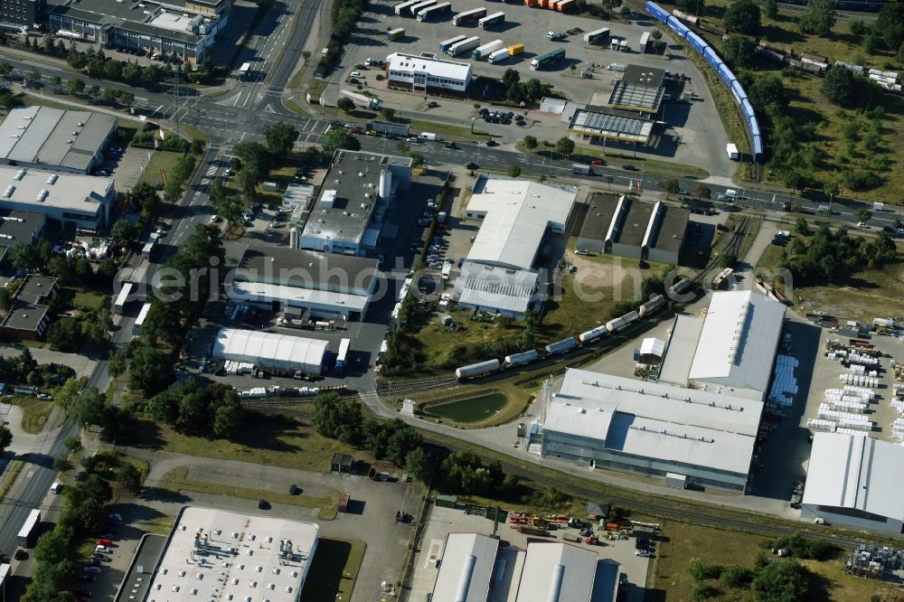 Braunschweig from the bird's eye view: Building and production halls on the premises of Condor Compounds GmbH on Hansestrasse in Braunschweig in the state Lower Saxony