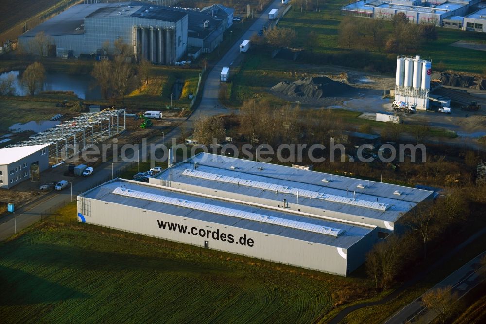 Boizenburg/Elbe from the bird's eye view: Building and production halls on the premises of Cordes Gruppe in Boizenburg/Elbe in the state Mecklenburg - Western Pomerania, Germany