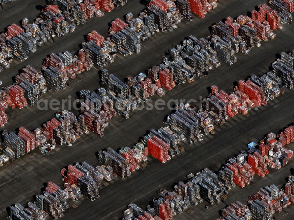 Aerial image Wandlitz - Factory premises of Dachziegelwerke Nelskamp GmbH at Schoenerlinder Bahnhofstrasse in Schoenerlinde in the state of Brandenburg, Germany