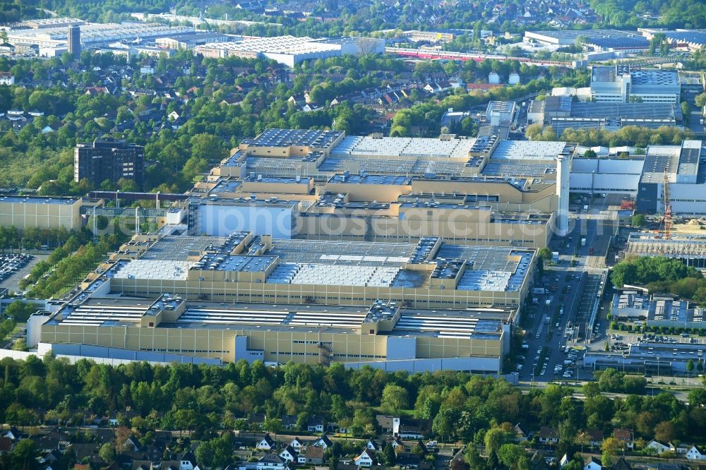 Bremen from above - Building and production halls on the premises of Daimler AG Mercedes-Benz factory in Bremen, Germany