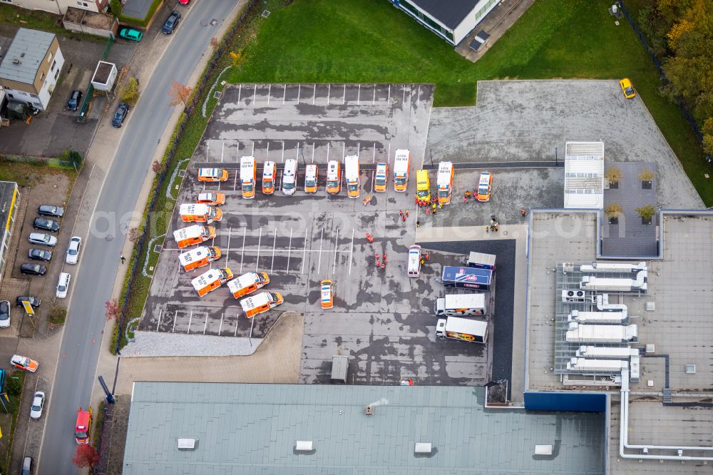 Wetter (Ruhr) from above - Building and production halls on the premises of of ABUS KG on at the parking place Nielandstrasse in Wetter (Ruhr) in the state North Rhine-Westphalia, Germany