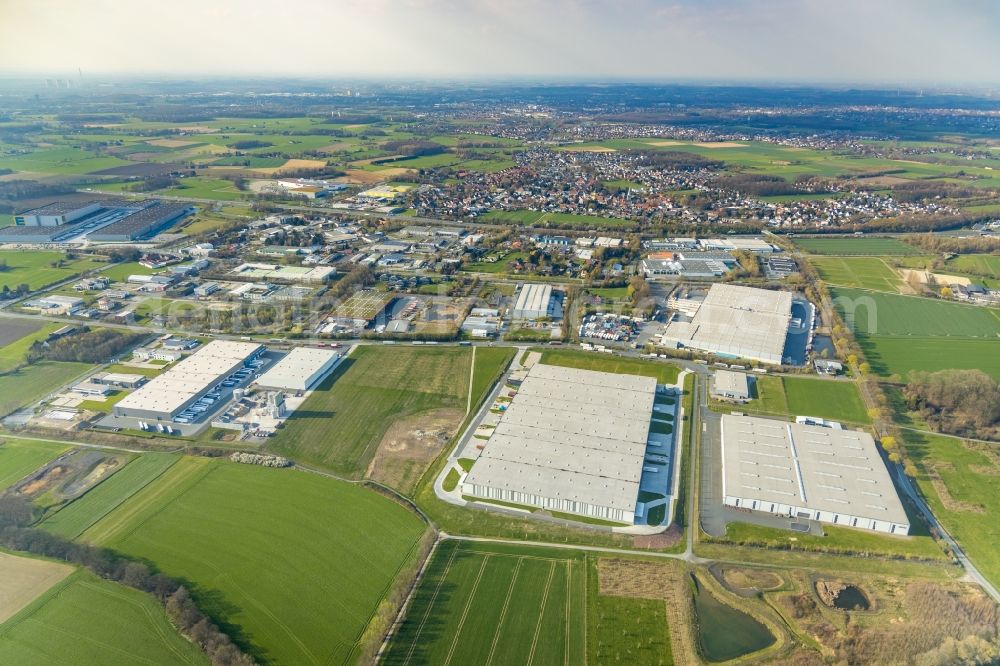 Hamm from the bird's eye view: Building and production halls on the premises of of DELTA Qualitaetsstahl GmbH on Stahlstrasse in Hamm in the state North Rhine-Westphalia, Germany