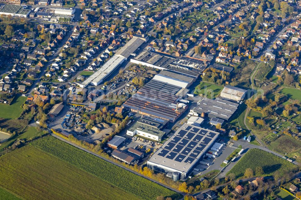 Aerial photograph Warendorf - Building and production halls on the premises of Kuennemeyer & Freitag Bauunternehmung GmbH on street Groneweg in the district Freckenhorst in Warendorf in the state North Rhine-Westphalia, Germany