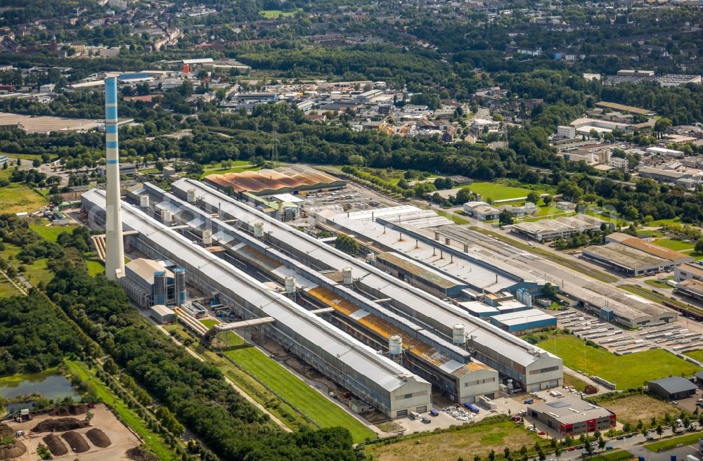 Aerial image Essen - Building and production halls on the premises of TRIMET Aluminium SE on Aluminiumallee in Essen in the state North Rhine-Westphalia, Germany