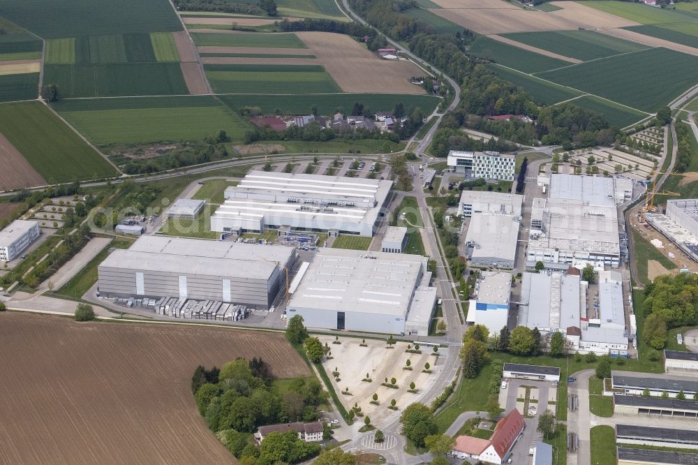 Aerial photograph Laupheim - Building and production halls on the premises of Diehl-Aviation Am Flugplatz in the district Untersulmetingen in Laupheim in the state Baden-Wurttemberg, Germany