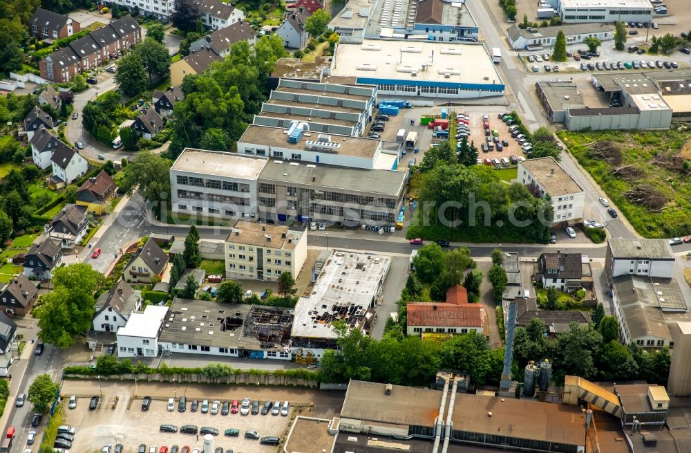 Heiligenhaus from the bird's eye view: Building and production halls on the premises of Dietrich Luettgens GmbH & Co. KG Hasselbecker Strasse in Heiligenhaus in the state North Rhine-Westphalia