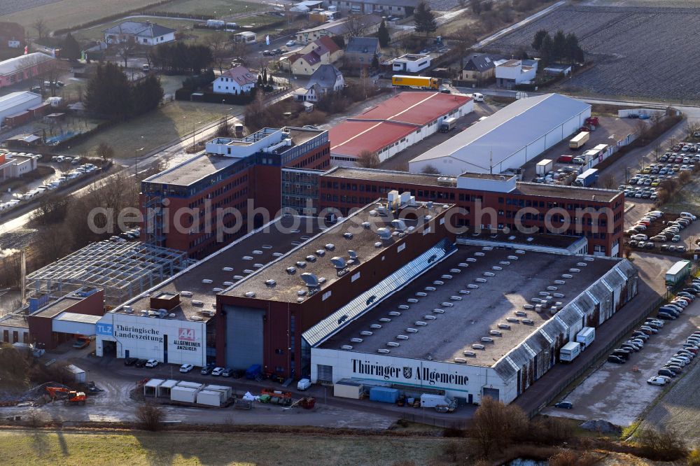 Aerial photograph Erfurt - Buildings and production halls on the factory premises of the offset printing Presse- and Medienhauses of Zeitungen Thueringer Allgemeine, Thueringische Landeszeitung and Allgemeiner Anzeiger on street Gottstedter Landstrasse in Erfurt in the state Thuringia, Germany