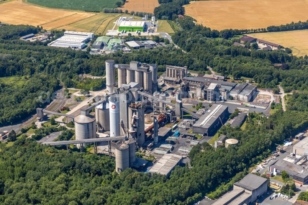 Neubeckum from above - Building and production halls on the premises of Dyckerhoff Zementwerk in Neubeckum in the state North Rhine-Westphalia, Germany