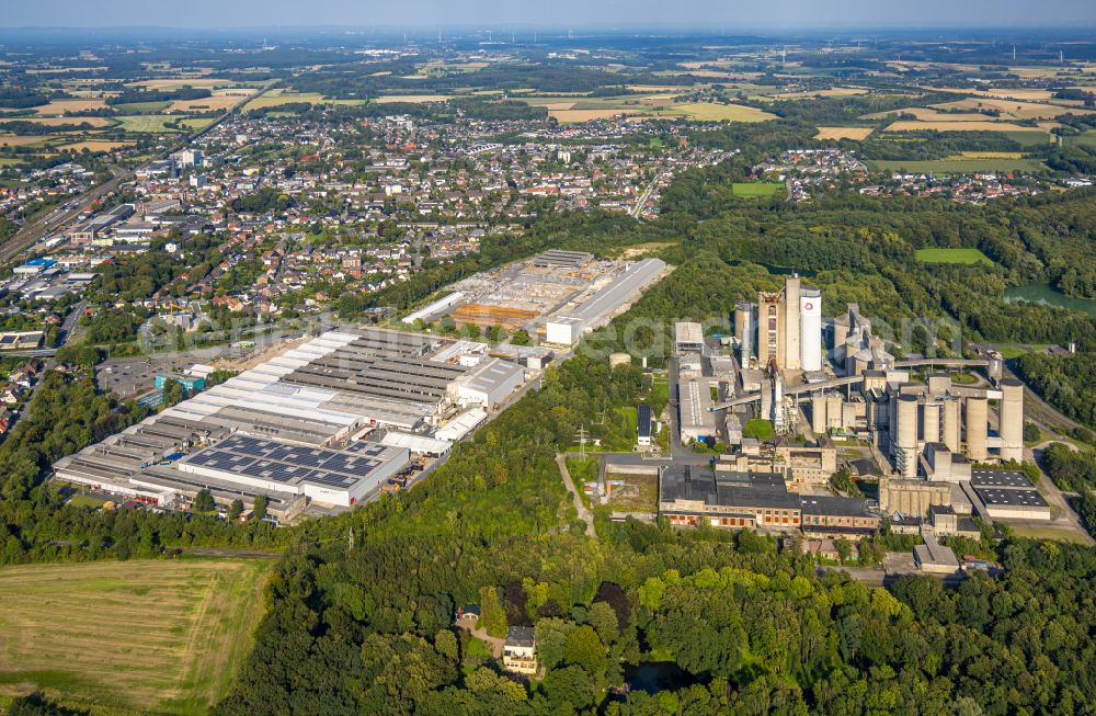 Neubeckum from above - Building and production halls on the premises of Dyckerhoff Zementwerk in Neubeckum in the state North Rhine-Westphalia, Germany