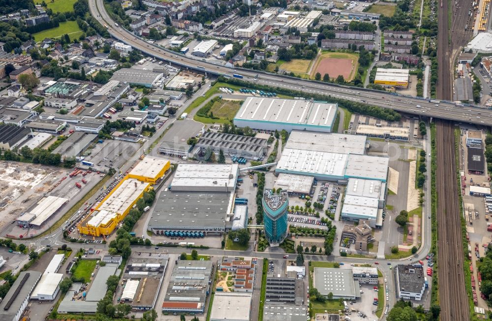 Aerial photograph Schwelm - Building and production halls on the premises of E/D/E Einkaufsbuero Deutscher Eisenhaendler GmbH on EDE-Platz in Schwelm in the state North Rhine-Westphalia, Germany