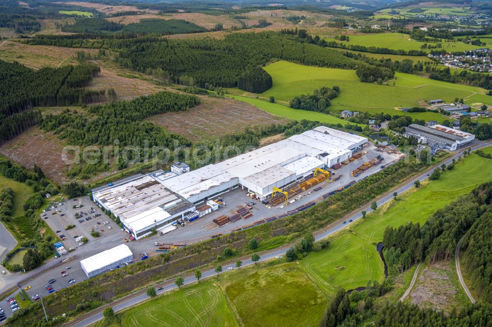 Aerial image Erndtebrück - Buildings and production halls on the factory premises of EEW Pipe Production Erndtebrueck GmbH & Co. KG (EEW PPE) on the street Im Gruenewald in Erndtebrueck in Siegerland in the federal state of North Rhine-Westphalia, Germany