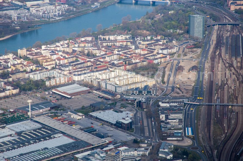 Mannheim from the bird's eye view: Plant site of the former factory Lanz (John Deere) in the district Lindenhof in Mannheim in the state Baden-Wuerttemberg, Germany