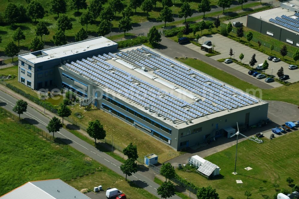 Barleben from the bird's eye view: Building and production halls on the work area of Elektro engines and devices build Barleben GmbH in Barleben in the federal state Saxony-Anhalt, Germany