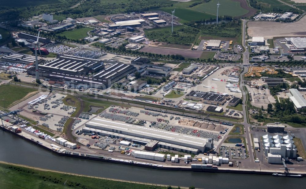 Aerial photograph Magdeburg - Premises of the wind turbine manufacturer ENERCON GmbH in Magdeburg in Saxony-Anhalt