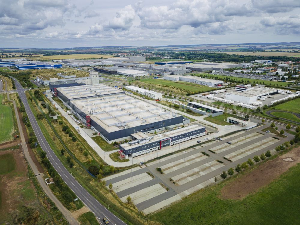 Aerial photograph Arnstadt - Buildings and production halls on the factory premises of N3 Engine Overhaul Services GmbH & Co. KG in the Erfurter Kreuz industrial area on Gerhard-Hoeltje-Strasse in Arnstadt in the federal state of Thuringia, Germany