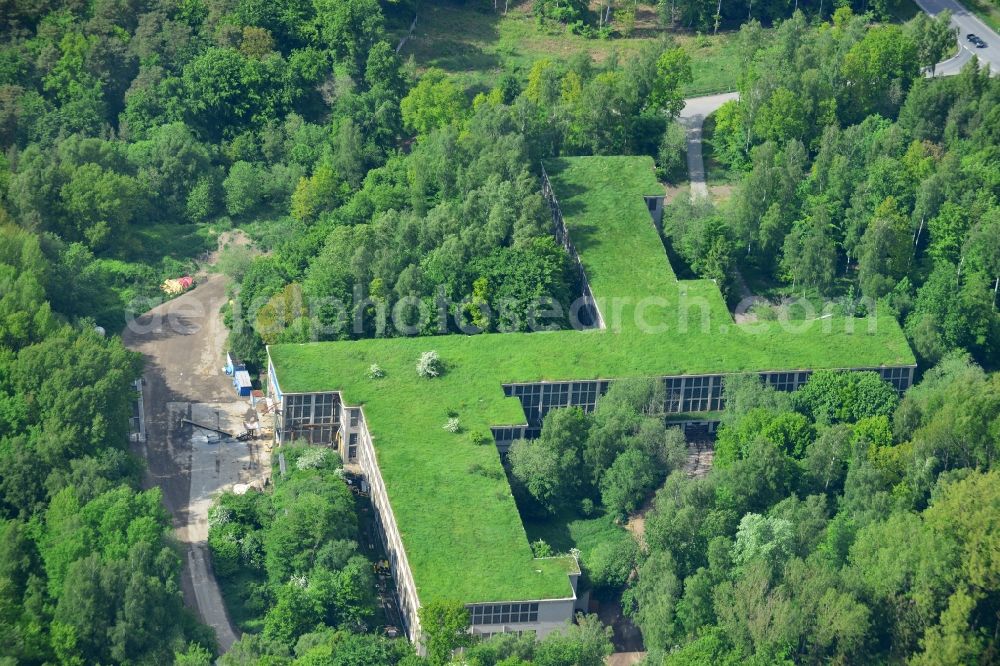 Lübeck from the bird's eye view: Building and production halls on the premises of Erasmi & Carstens GmbH & Co. KG in Luebeck in the state Schleswig-Holstein