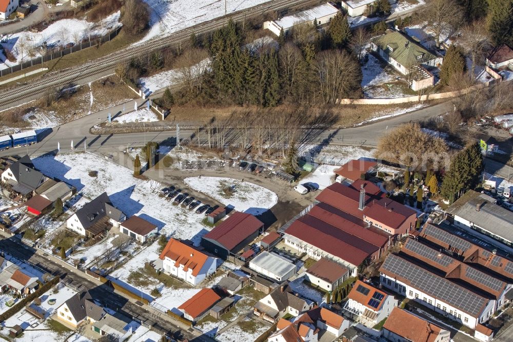 Moosburg an der Isar from the bird's eye view: Building and production halls on the premises Ernst Pracher GmbH on Driescherstrasse in Moosburg an der Isar in the state Bavaria, Germany