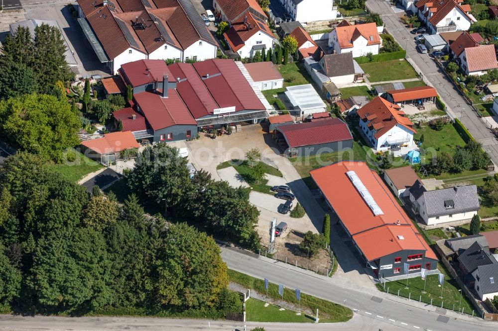 Aerial photograph Moosburg an der Isar - Building and production halls on the premises Ernst Pracher GmbH on Driescherstrasse in Moosburg an der Isar in the state Bavaria, Germany