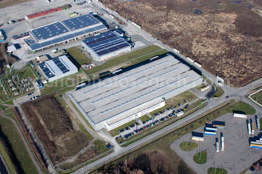 Aerial photograph Wörth am Rhein - Building and production halls on the premises of Europack GmbH in the district Industriegebiet Woerth-Oberwald in Woerth am Rhein in the state Rhineland-Palatinate