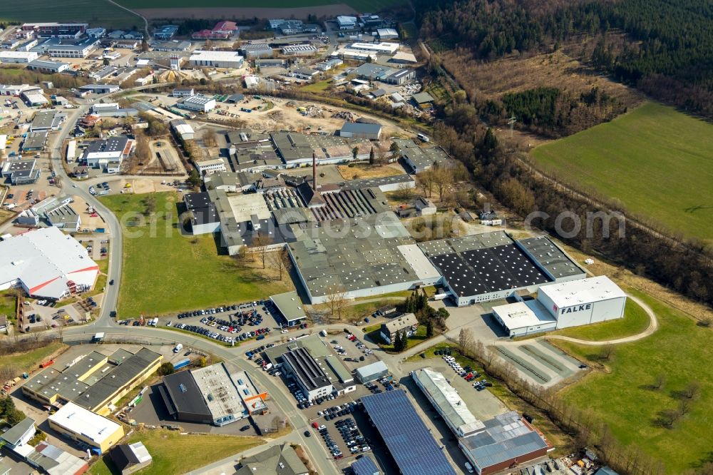 Aerial photograph Schmallenberg - Building and production halls on the premises of FALKE KGaA Auf of Lake in Schmallenberg in the state North Rhine-Westphalia, Germany