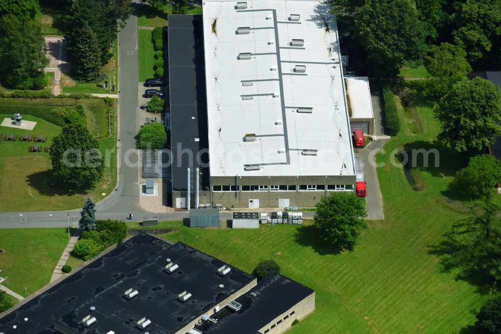 Aerial photograph Schwarzenbek - Building and production halls on the premises of Fette Compacting GmbH along the Grabauer Strasse in Schwarzenbeck in the state Schleswig-Holstein, Germany