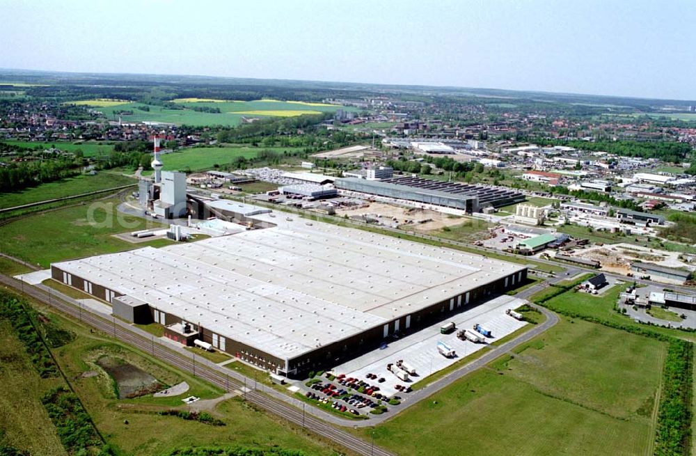 Haldensleben/Sachsen-Anhalt from the bird's eye view: Werksgelände der Firma Euroglas in Haldensleben in Sachsen-Anhalt. Euroglas GmbH & Co. KG Dammühlerweg 60 39340 Haldenslebe Tel.: (03904) 638-0 Datum: 05.05.03