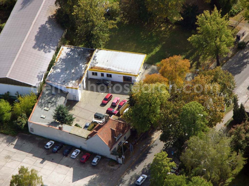 Brandenburg from above - 07.10.2004 Blick auf das Werksgelände der Firma Karpw GmbH in Brandenburg.