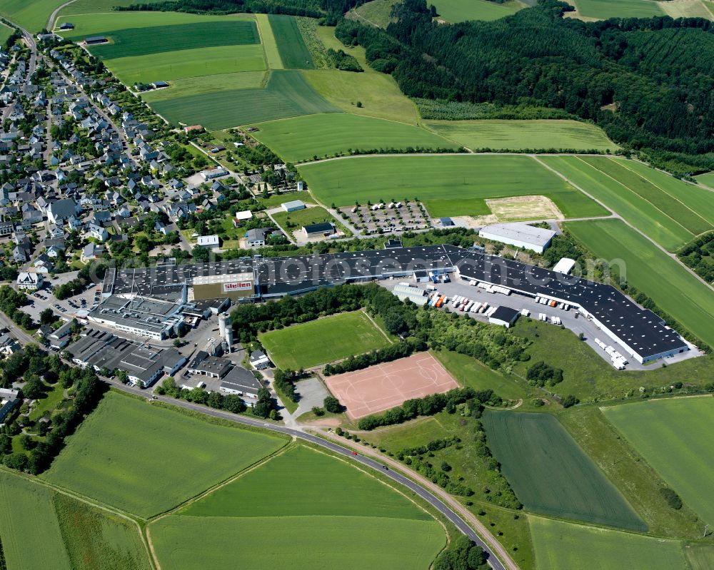 Aerial photograph Mastershausen - Building and production halls on the premises of Firma Moebelwerke Mastershausen GmbH in Mastershausen in the state Rhineland-Palatinate, Germany