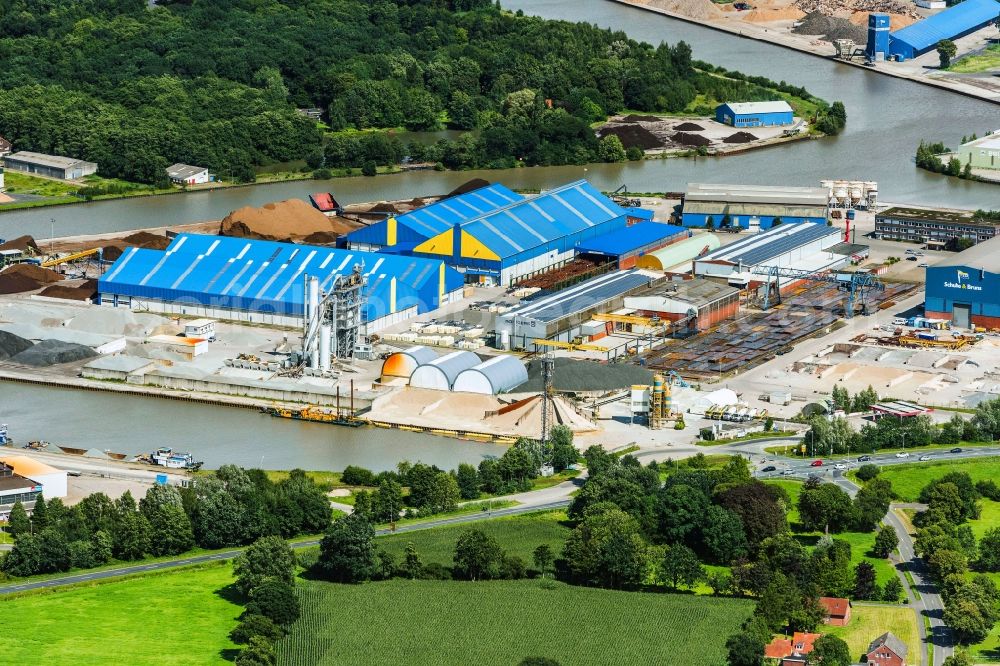 Aerial image Papenburg - Building and production halls on the premises of Firma Sibo Beton in Papenburg in the state Lower Saxony, Germany