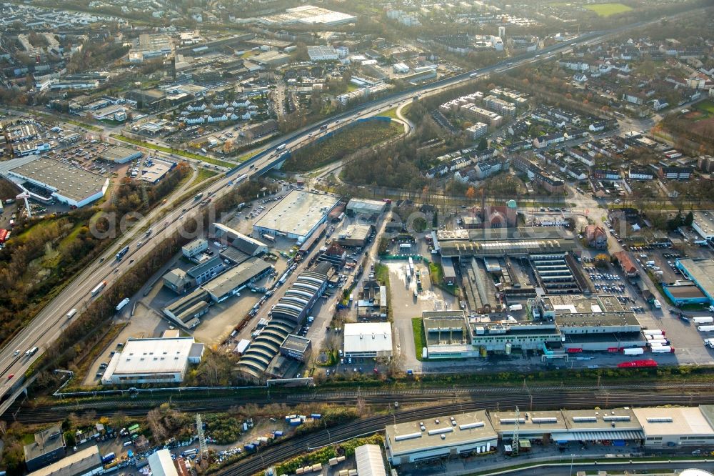 Gelsenkirchen from above - Building and production halls on the premises of Fleischzentrum Am Schlachthof GmbH an the Bechem Otto & Co. KG, Niederlassung Gelsenkirchen in Gelsenkirchen at the A42 in the state North Rhine-Westphalia