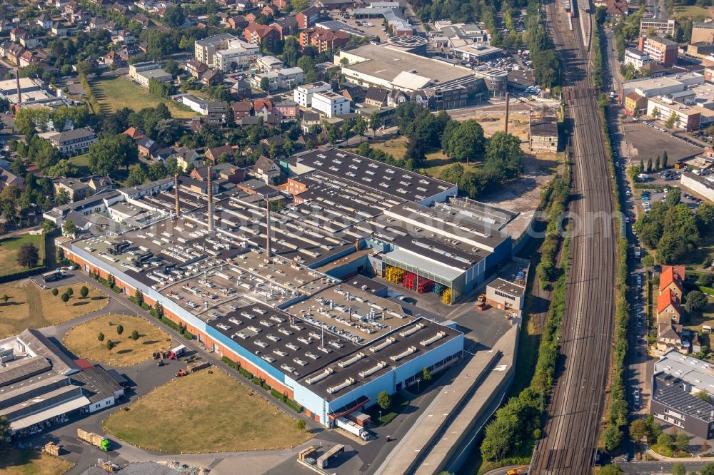 Ahlen from the bird's eye view: Building and production halls on the premises of Franz Kaldewei GmbH & Co. KG on Beckumer Strasse in Ahlen in the state North Rhine-Westphalia, Germany