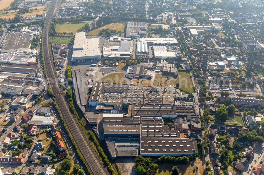 Aerial photograph Ahlen - Building and production halls on the premises of Franz Kaldewei GmbH & Co. KG on Beckumer Strasse in Ahlen in the state North Rhine-Westphalia, Germany