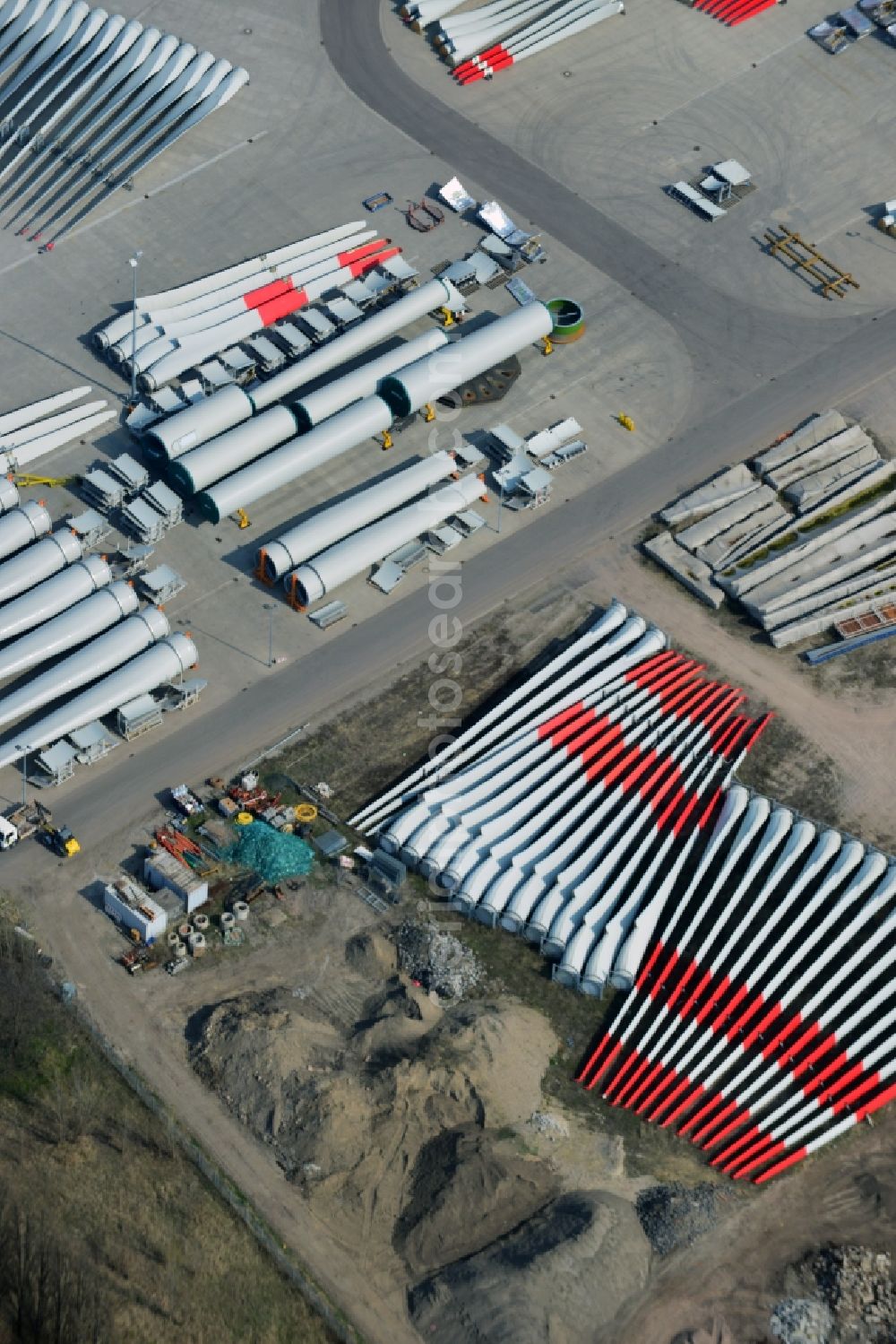 Magdeburg from above - Factory premises and open storage areas with wind turbine components of Vestas Castings Magdeburg GmbH in Salbke district of Magdeburg in Saxony-Anhalt