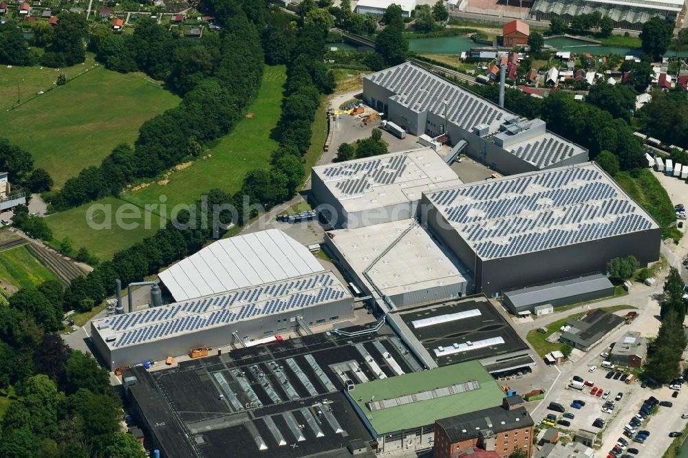 Aerial image Augsburg - Building and production halls on the premises of Freudenberg Haushaltsprodukte Augsburg GmbH in Augsburg in the state Bavaria, Germany